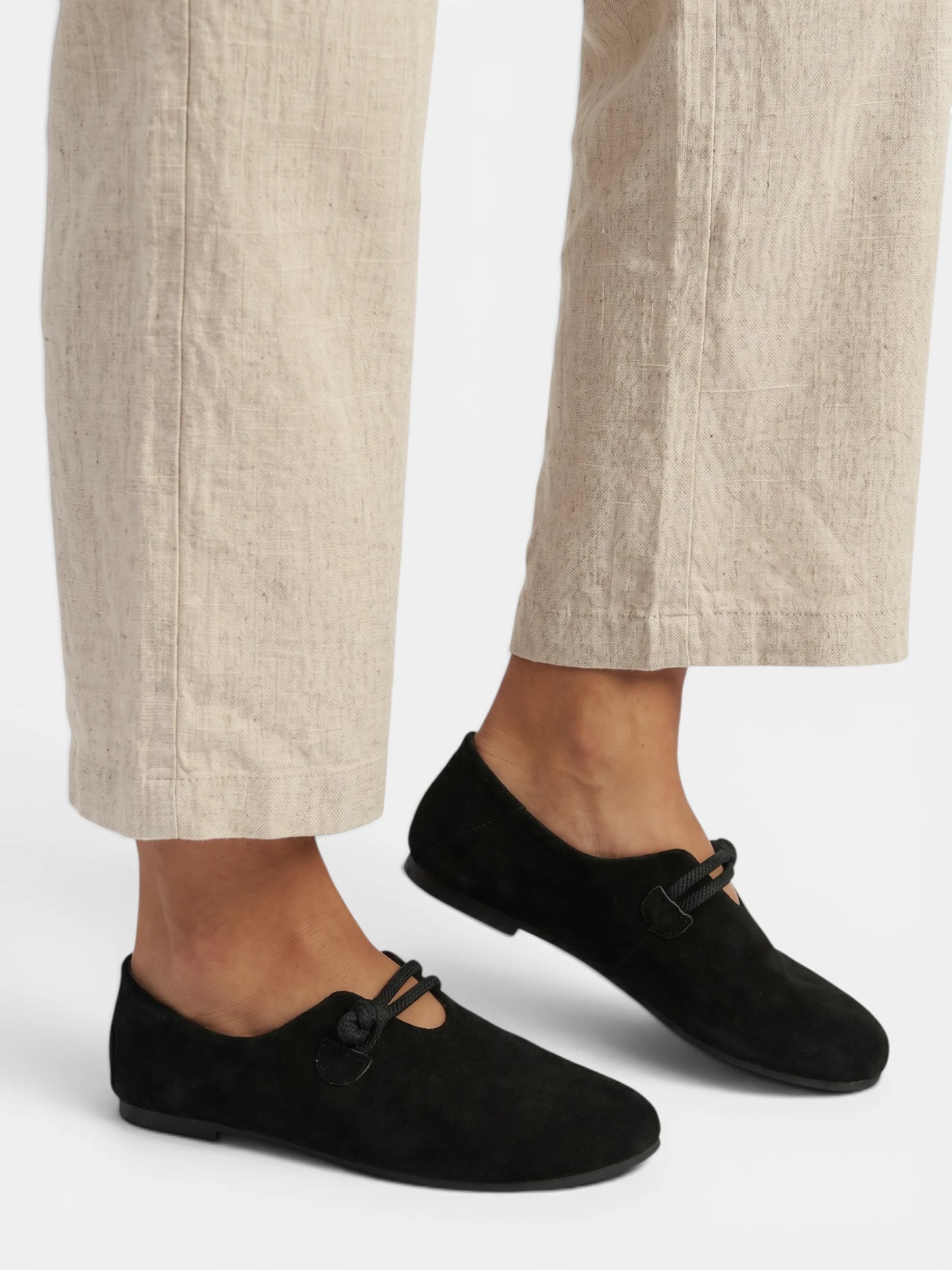 Montviro | Women’s Comfort Slip-Ons – Supportive Everyday Style