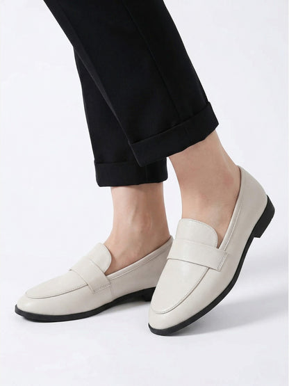 Montviro | Men’s Classic Penny Loafers – Minimalist Elegance