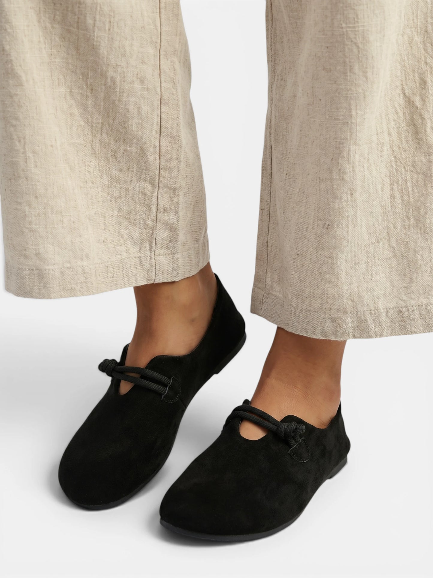 Montviro | Women’s Comfort Slip-Ons – Supportive Everyday Style