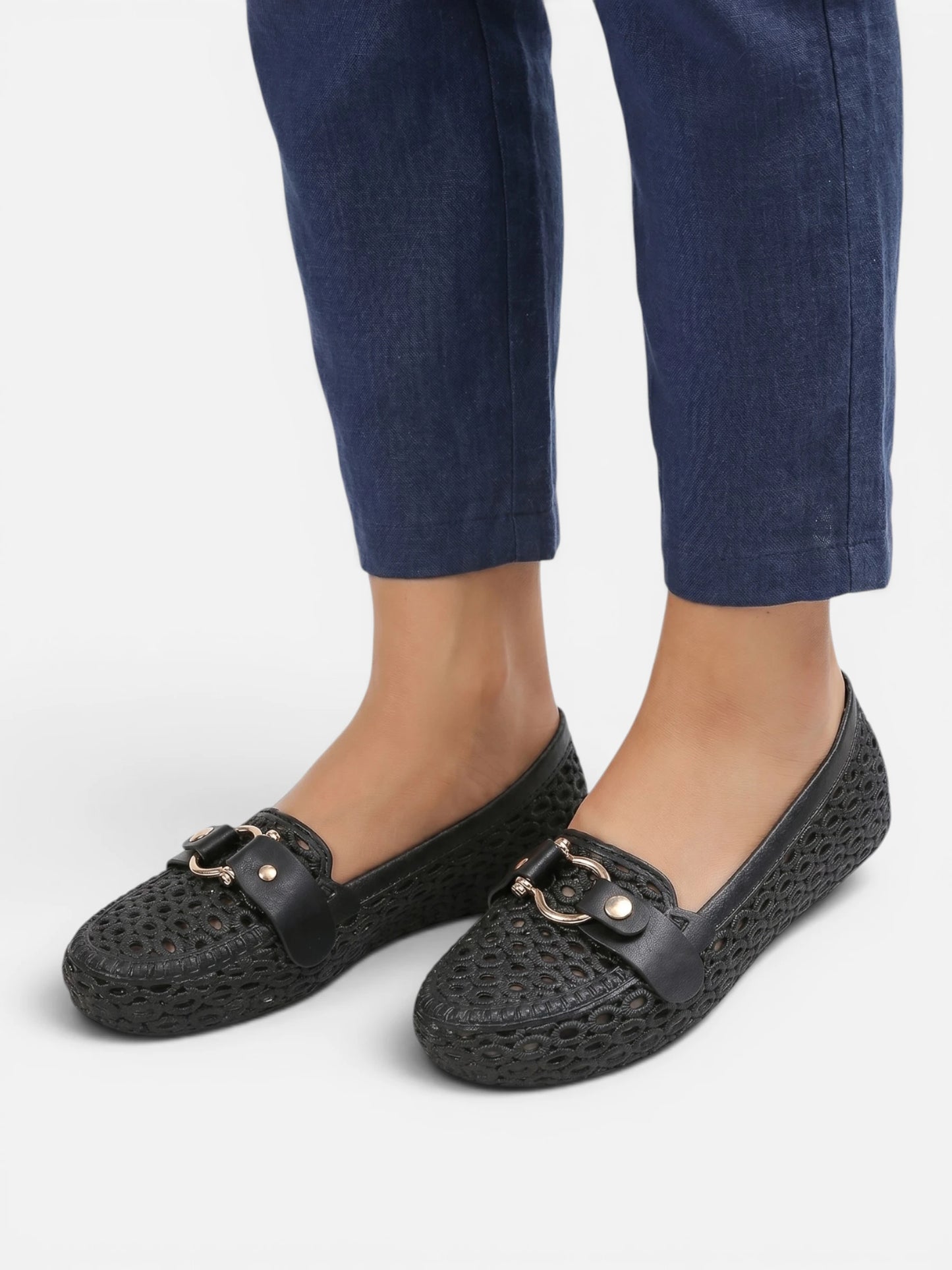 Montviro | Women’s Hollow-Out Platform Shoes – Elegant Everyday Style