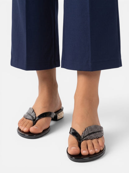 Montviro | Women’s Crystal Leaf Flip Flops – Elegant Summer Style